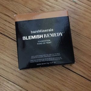 Bare Minerals Blemish Remedy Foundation Sand